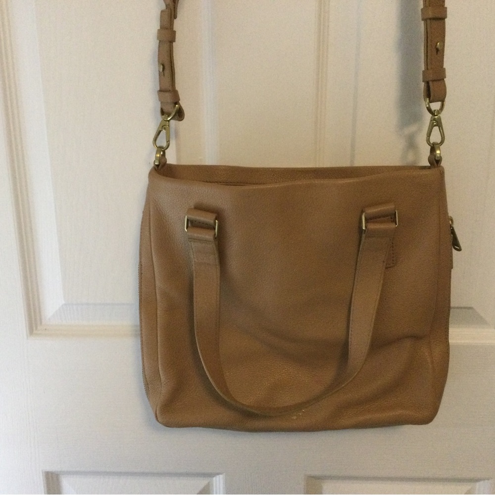 Leather Fossil crossbody/shoulder handbag